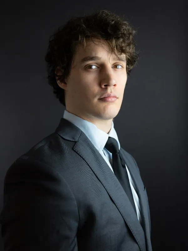 Teddy Nuttall Executive Portrait - Premium Corporate Headshots Miami